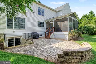 25566 Mimosa Tree Ct, Chantilly, VA 20152 - Photo 30