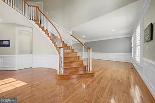 25566 Mimosa Tree Ct, Chantilly, VA 20152 - Photo 6