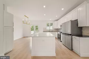 43809 Lees Mill Square, Leesburg, VA 20176 - Photo 8