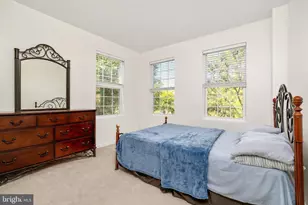 43643 McDowell Sq, Leesburg, VA 20176 - Photo 16