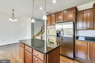 25202 Prairie Fire Square, Aldie, VA 20105 - Photo 16