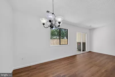 28 Wedgedale Drive, Sterling, VA 20164 - Photo 4