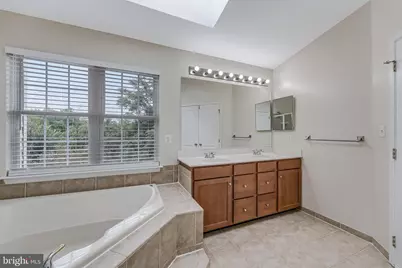 43619 Picketts Corner Terrace, Ashburn, VA 20148 - Photo 32