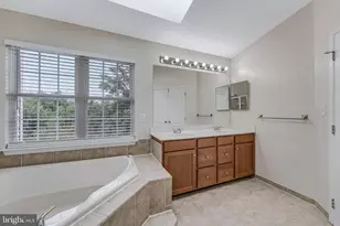 43619 Picketts Corner Terrace, Ashburn, VA 20148 - Photo 32
