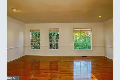 21755 Flora Springs Terrace, Ashburn, VA 20147 - Photo 8