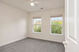 21755 Flora Springs Terrace, Ashburn, VA 20147 - Photo 18
