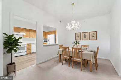 19355 Cypress Ridge Terrace #314, Leesburg, VA 20176 - Photo 12