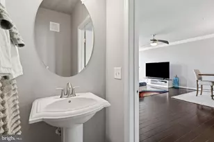 43509 Town Gate, Chantilly, VA 20152 - Photo 20