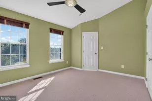 25090 Lomax Terrace, Chantilly, VA 20152 - Photo 20