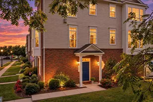 25091 Gunnery Square, Chantilly, VA 20152 - Photo 1