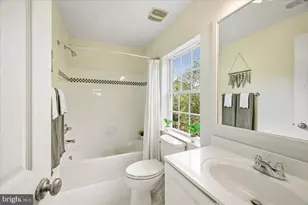 25091 Gunnery Square, Chantilly, VA 20152 - Photo 6