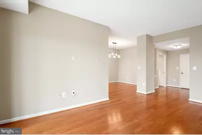 19375 Cypress Ridge Terrace #916, Leesburg, VA 20176 - Photo 4