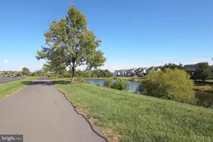 25073 Riding Center Dr, Chantilly, VA 20152 - Photo 26