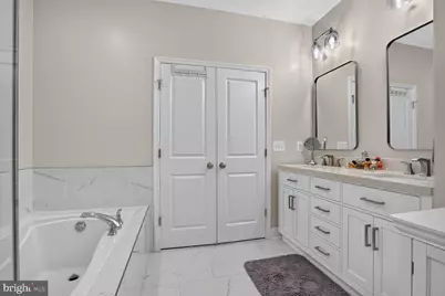 42290 Peregrine Terrace, Brambleton, VA 20148 - Photo 32