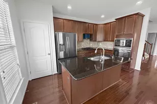 22647 Vienna Green Terrace, Ashburn, VA 20148 - Photo 4