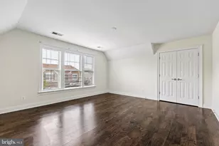 43527 Loudoun Barn Way, Chantilly, VA 20152 - Photo 16