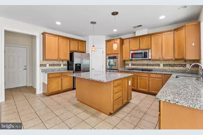 43527 Loudoun Barn Way, Chantilly, VA 20152 - Photo 6