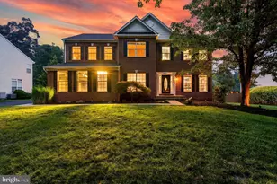 22082 Water Run Ct, Ashburn, VA 20148 - Photo 2