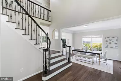 22082 Water Run Court, Ashburn, VA 20148 - Photo 6