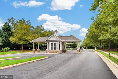 20759 Crescent Pointe Place, Ashburn, VA 20147 - Photo 2