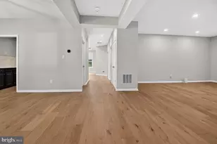20759 Crescent Pointe Pl, Ashburn, VA 20147 - Photo 8