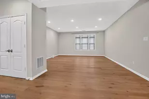 20759 Crescent Pointe Pl, Ashburn, VA 20147 - Photo 10