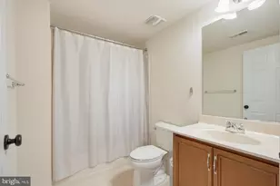 43248 Mitcham Square, Ashburn, VA 20148 - Photo 16