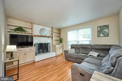 806 Rust Drive NE, Leesburg, VA 20176 - Photo 2
