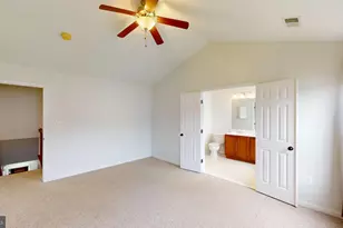 502 Legrace Terrace NE, Leesburg, VA 20176 - Photo 16