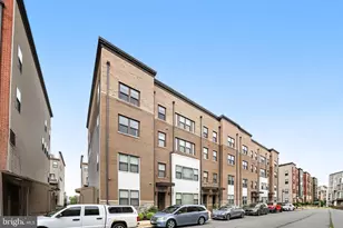 20524 Milbridge Ter, Ashburn, VA 20147 - Photo 2