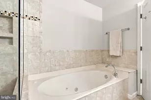 47642 Sandbank Square, Sterling, VA 20165 - Photo 32