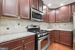 42571 Burbank Terrace, Sterling, VA 20166 - Photo 12