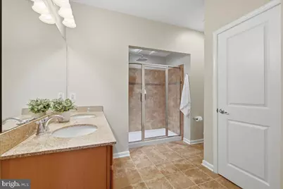 42571 Burbank Terrace, Sterling, VA 20166 - Photo 26