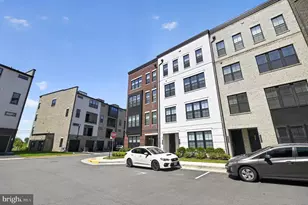43498 Madison Spgs Ter, Ashburn, VA 20148 - Photo 2