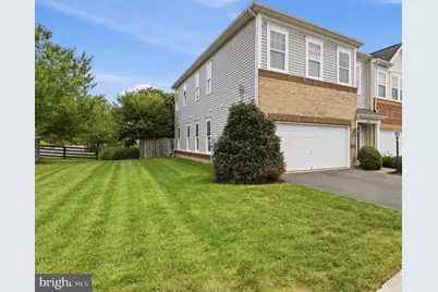 22026 Gardenwall Terrace, Broadlands, VA 20148 - Photo 2