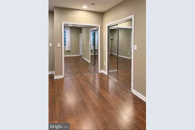 25209 Eisenhower Drive, Chantilly, VA 20152 - Photo 4