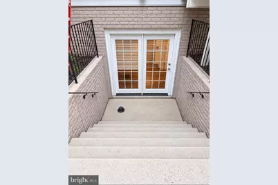 25209 Eisenhower Drive, Chantilly, VA 20152 - Photo 12