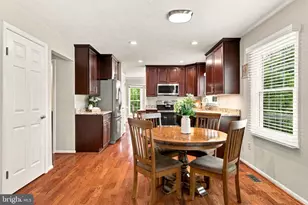 300 Helen Ct, Sterling, VA 20164 - Photo 20