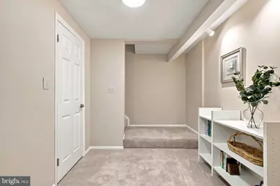 300 Helen Court, Sterling, VA 20164 - Photo 38