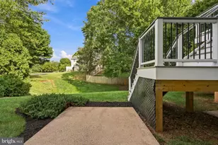 300 Helen Ct, Sterling, VA 20164 - Photo 50
