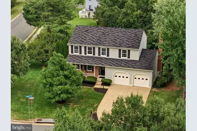 300 Helen Court, Sterling, VA 20164 - Photo 2