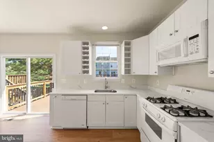 440 Andromeda Terrace NE, Leesburg, VA 20176 - Photo 16