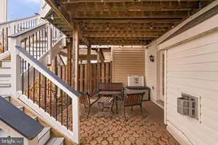 26147 Lands End Dr, Chantilly, VA 20152 - Photo 26