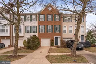 26147 Lands End Dr, Chantilly, VA 20152 - Photo 1