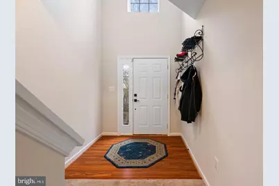 26147 Lands End Drive, Chantilly, VA 20152 - Photo 2