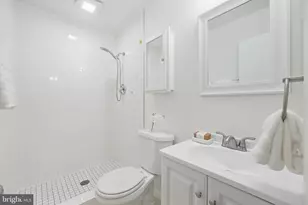 1046 Margate Ct, Sterling, VA 20164 - Photo 24