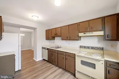 1003 Salisbury Court, Sterling, VA 20164 - Photo 12