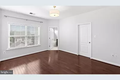 42525 Magellan Square, Brambleton, VA 20148 - Photo 22