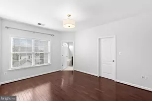 42525 Magellan Square, Brambleton, VA 20148 - Photo 22