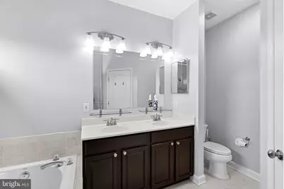 42525 Magellan Square, Brambleton, VA 20148 - Photo 30